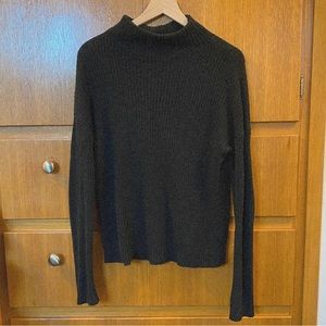 BP Mockneck Sweater
